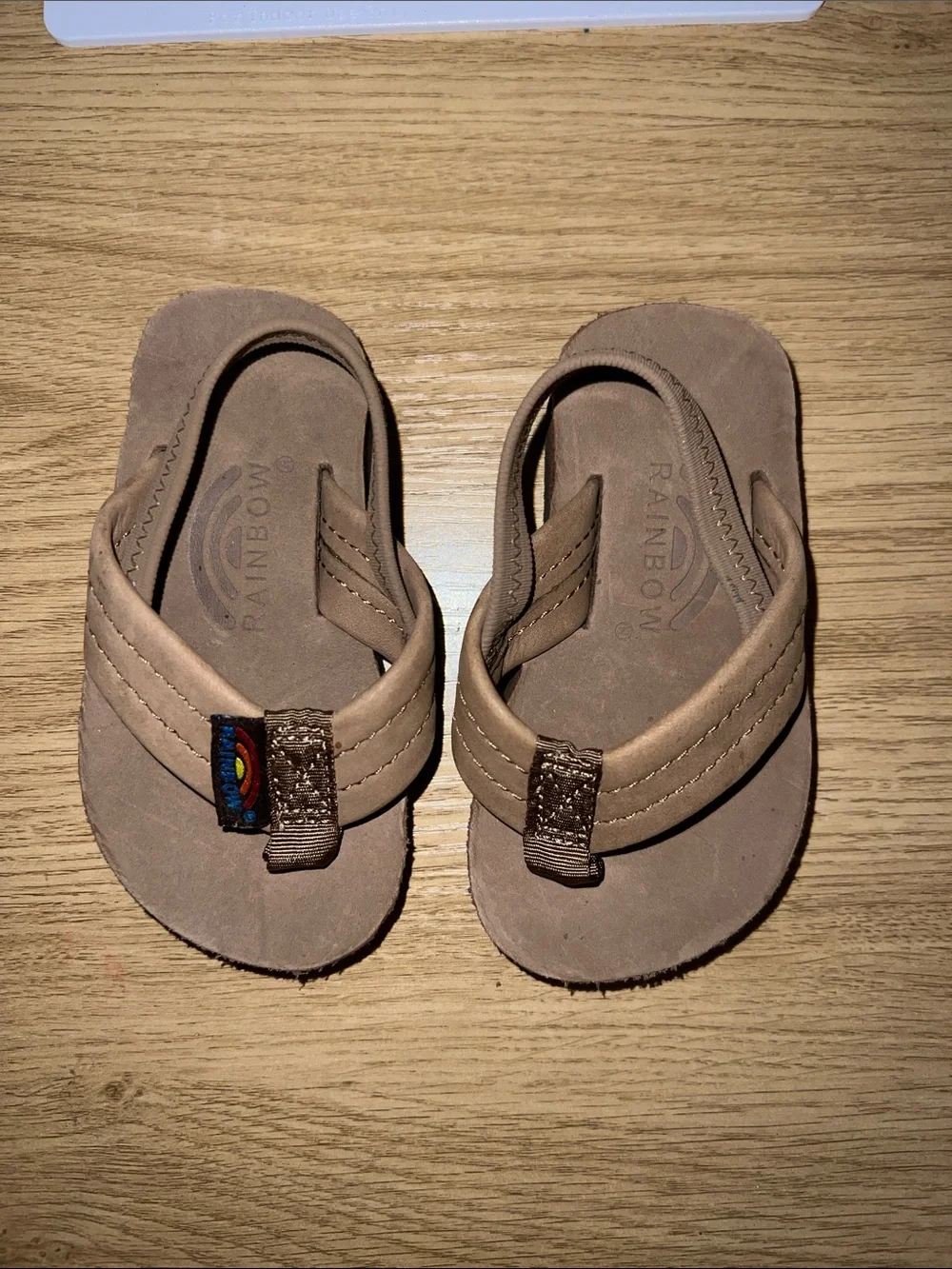 NEW Toddler rainbow sandals Size 3-4